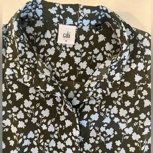 CAbi Sleeveless Blouse “Keepsake Floral”